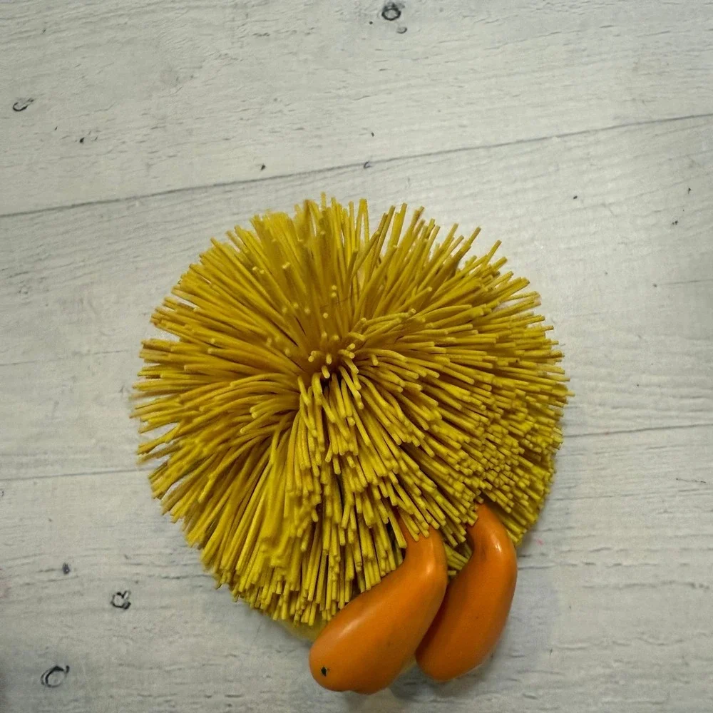 Vintage 1995 Looney Tunes Koosh Ball Tweety Bird‎